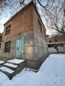 Продаются 2 (два) Здания и 3 (три) нежилых помещения,               г. Красноярск, ул. Малиновского, 19